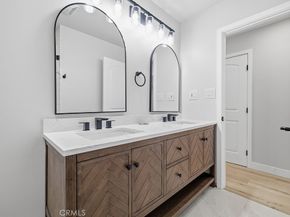 10557 Reseda, Northridge CA 91326