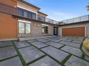 4189 S Cloverdale Avenue, Los Angeles CA 90008