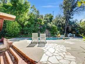 19130 Charles Street, Tarzana CA 91356