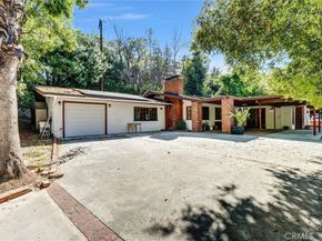 19130 Charles Street, Tarzana CA 91356