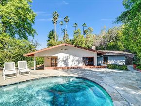 19130 Charles Street, Tarzana CA 91356