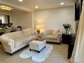 5720 Owensmouth 152, Woodland Hills CA 91367