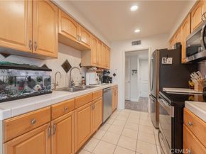 4637 Willis 110, Sherman Oaks CA 91403