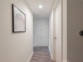 4637 Willis 110, Sherman Oaks CA 91403