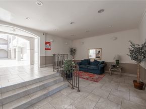 4637 Willis 110, Sherman Oaks CA 91403