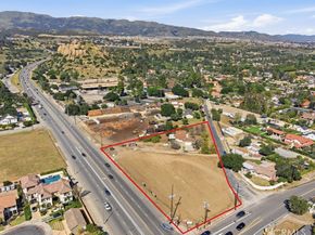 10721 Andora, Chatsworth CA 91311