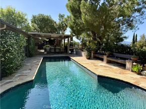 4556 Poe Avenue, Woodland Hills CA 91364