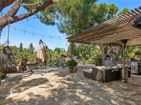 4556 Poe Avenue, Woodland Hills CA 91364