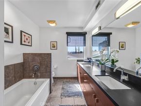 1120 N El Centro 5, Los Angeles CA 90038