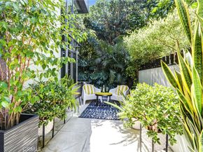 1120 N El Centro 5, Los Angeles CA 90038