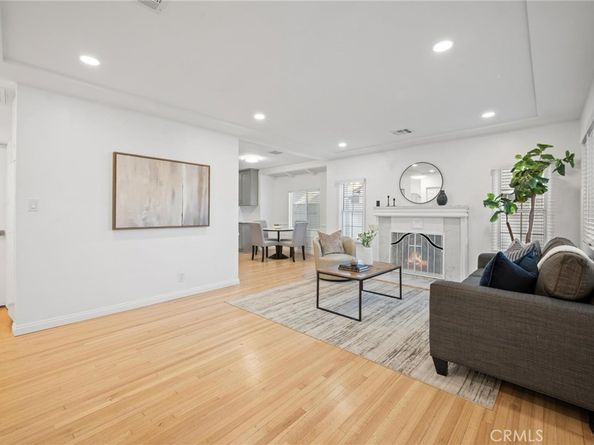 15445 Archwood Street, Van Nuys CA 91406
