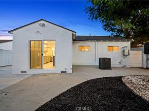 15445 Archwood Street, Van Nuys CA 91406