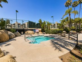 5565 Canoga Avenue 207, Woodland Hills CA 91367