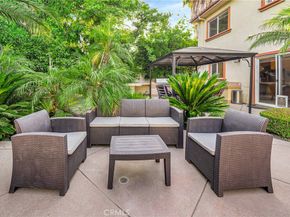 23556 Lull, West Hills CA 91304