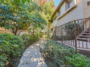 10237 De Soto A, Chatsworth CA 91311