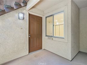 10237 De Soto A, Chatsworth CA 91311