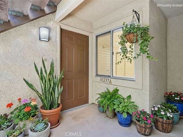 10237 De Soto A, Chatsworth CA 91311