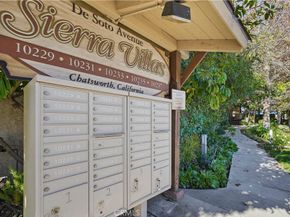 10237 De Soto A, Chatsworth CA 91311