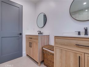 5715 Corteen, Valley Village CA 91607