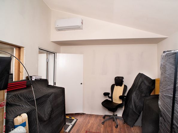 4522 Conchita, Tarzana CA 91356