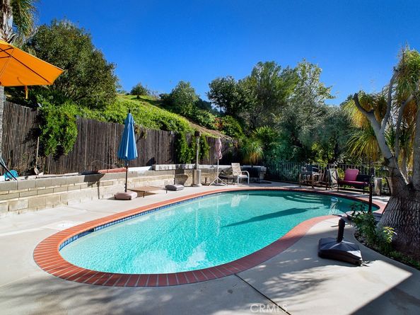 4522 Conchita, Tarzana CA 91356