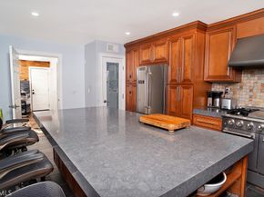 4522 Conchita, Tarzana CA 91356