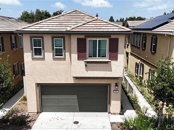 202 Bay Laurel Court, Vista CA 92083