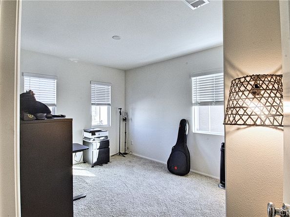202 Bay Laurel Court, Vista CA 92083