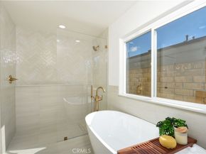 24041 Zancon, Mission Viejo CA 92692