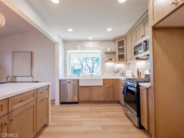 23582 Villena, Mission Viejo CA 92692