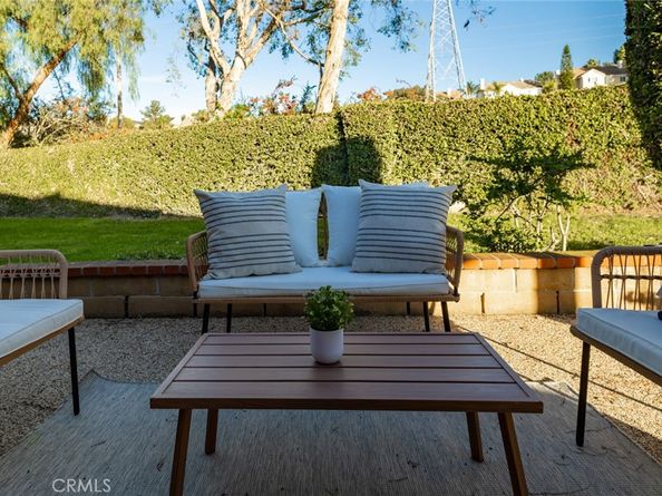 23582 Villena, Mission Viejo CA 92692