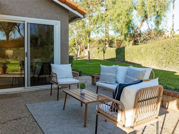 23582 Villena, Mission Viejo CA 92692