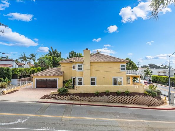 1107 Las Flores Drive, Carlsbad CA 92008