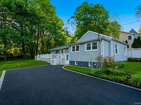 21 Newfoundland Avenue, Huntington NY 11743