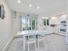 9 Quincy Lane, Smithtown NY 11787