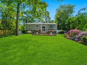 9 Quincy Lane, Smithtown NY 11787
