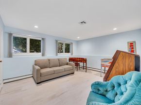 9 Quincy Lane, Smithtown NY 11787