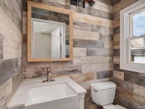 6 Marlboro Place, Bellmore NY 11710