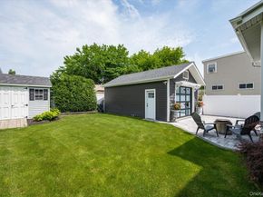 6 Marlboro Place, Bellmore NY 11710