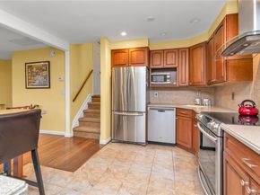 90 Virginia Drive, Manhasset NY 11030