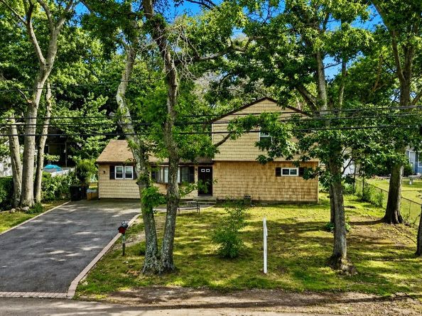 110 Queen Street, Bay Shore NY 11706
