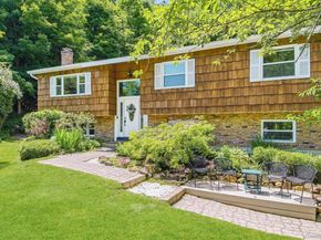 45 Lakeview Avenue W, Cortlandt Manor NY 10567