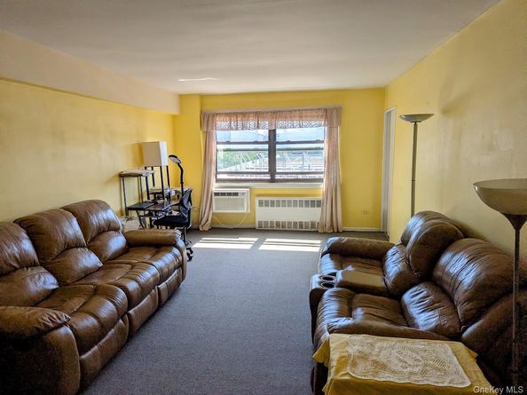 57-10 Junction Blvd 4G, Elmhurst NY 11373