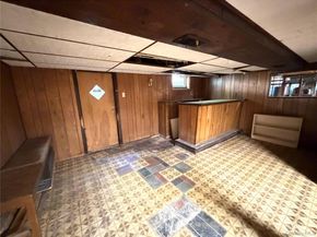 5 Robin Road, Selden NY 11784