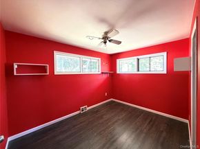 5 Robin Road, Selden NY 11784