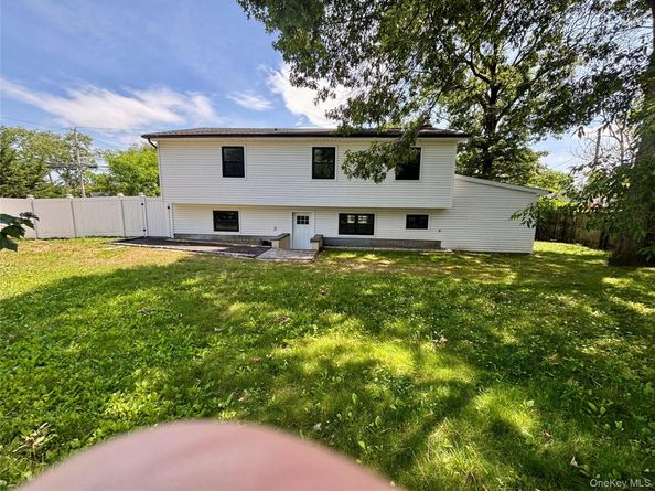 91 Washington Avenue, Wyandanch NY 11798