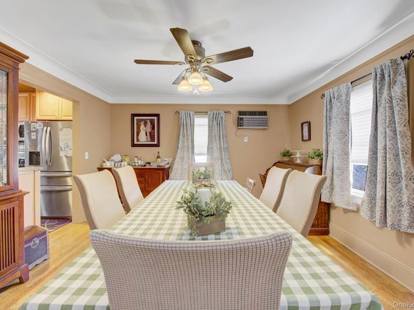130 Fairfield Avenue, Mineola NY 11501
