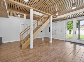 161 Greenway W, New Hyde Park NY 11040