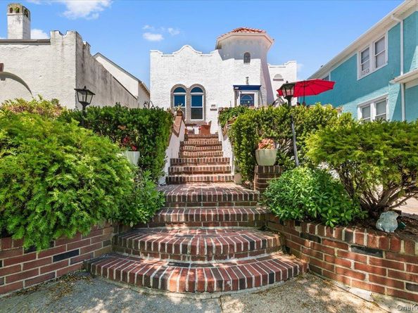 323 E Walnut Street, Long Beach NY 11561
