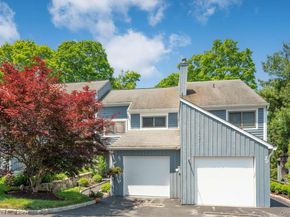 31 Timber Ridge, Mount Kisco NY 10549